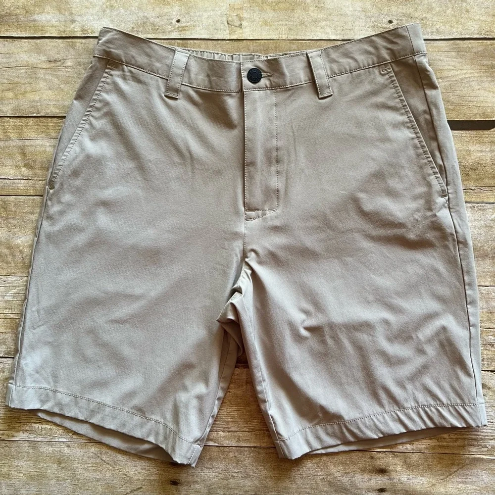 Banana Republic Core Temp Mens Shorts‎ 34 Khaki Tan Stretch Golf Chino
